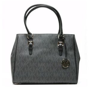Michael Kors Jet Set Tote
